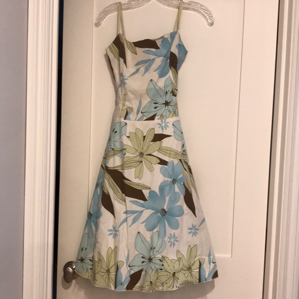 Adorable summer dress!